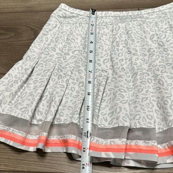 Lucky In Love 14” High‎ Rise Pleated Animal Print Tennis Skirt Skort Size Small - Picture 7 of 10
